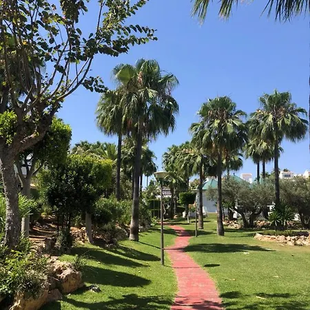 Apartamento Miraflores Tres Piscinas Cerca Del Mar - Albamar